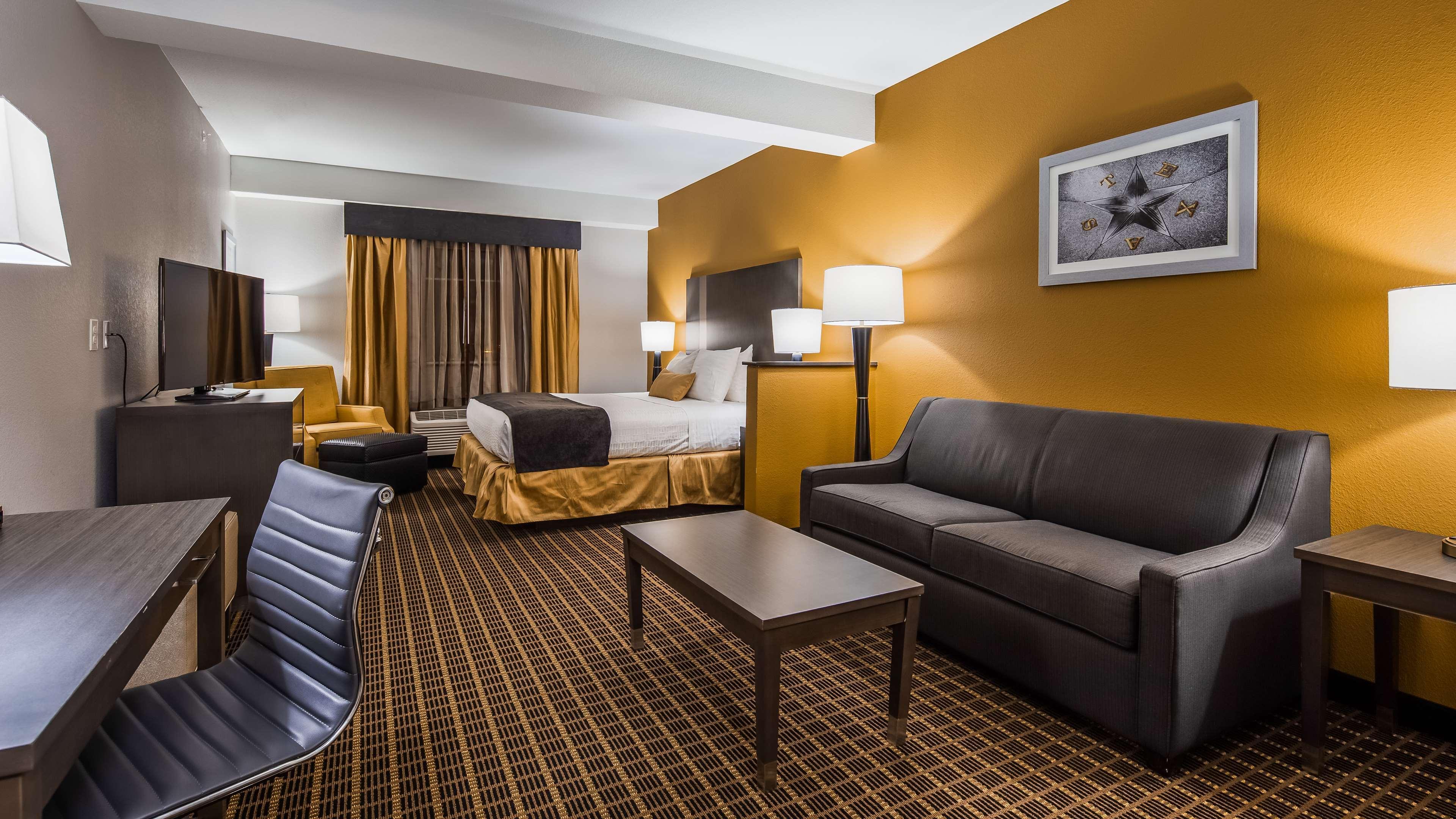 Best Western Plus Lampasas Inn & Suites Exterior photo